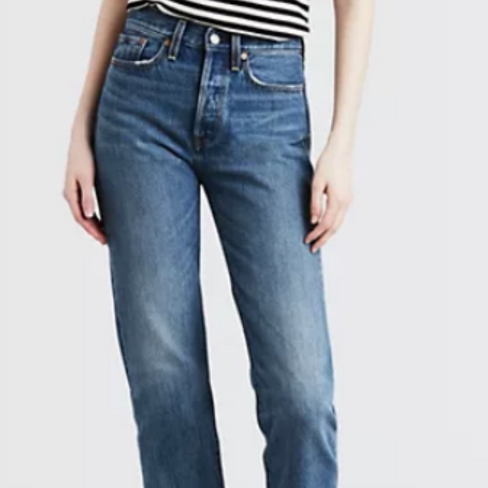 Levi's® Premium WEDGIE FIT ANKLE WOMEN'S JEANS